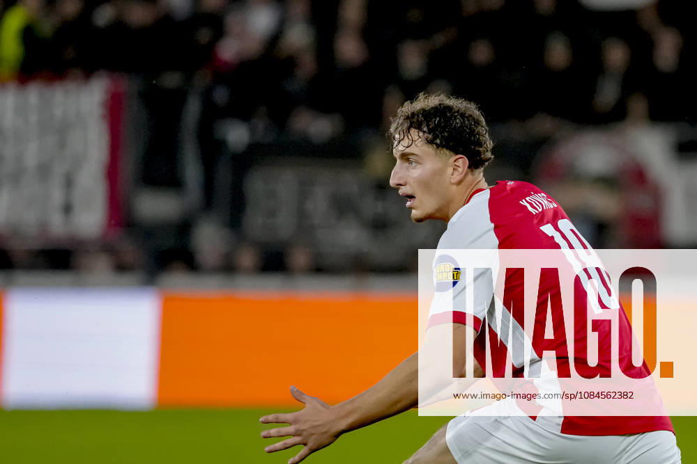 ALKMAAR - AZ Alkmaar forward Bendegúz Kovács during the UEFA Europa League match between AZ and Hapoel Beer-Sheva at AFAS stadion on 15 October 2026 in Alkmaar, Nederland. ED VAN DE POL EYE4IMAGES DeFodi Images -