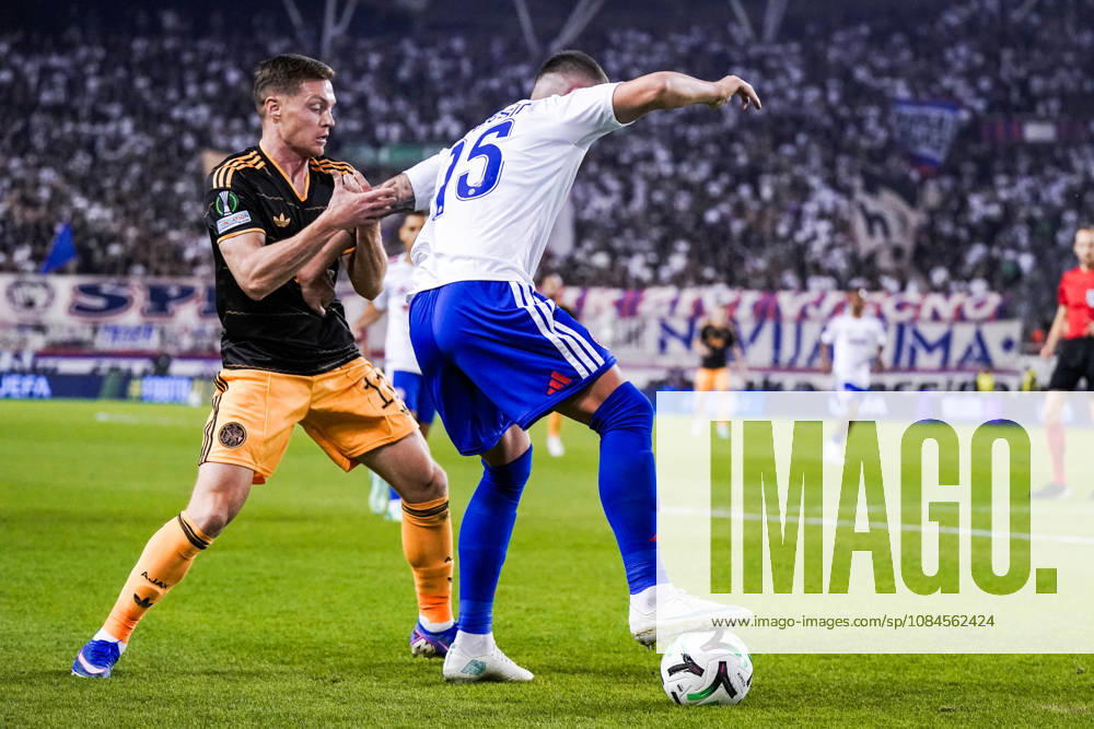 Fussball: Kroatien: UEFA Conference League 2026 2027 - 1. Runde, 15.10.2026 - HNK Hajduk Split vs. AFC Ajax Amsterdam - Stadion Poljud (Split, Kroatien); Viktor Tsygankov (AFC Ajax), Dario Maresic (Hajduk Split)