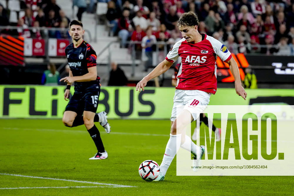 ALKMAAR - AZ Alkmaar forward Bendegúz Kovács during the UEFA Europa League match between AZ and Hapoel Beer-Sheva at AFAS stadion on 15 October 2026 in Alkmaar, Netherlands. ED VAN DE POL EYE4IMAGES DeFodi Images -