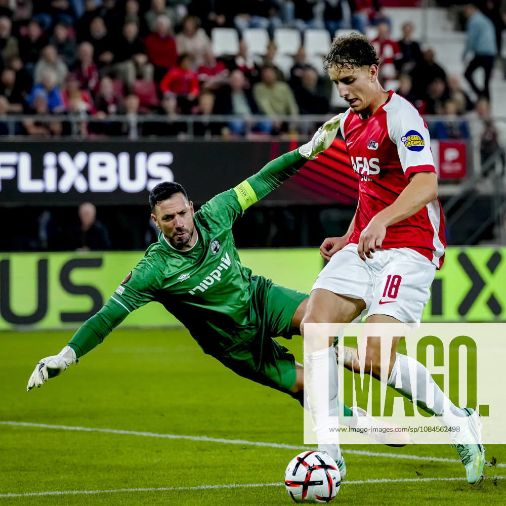 ALKMAAR - AZ Alkmaar forward Bendegúz Kovács during the UEFA Europa League match between AZ and Hapoel Beer-Sheva at AFAS stadion on 15 October 2026 in Alkmaar, Nederland. ED VAN DE POL EYE4IMAGES DeFodi Images -