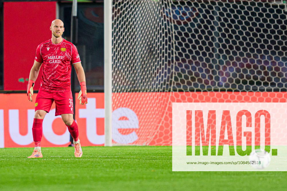 Goalkeeper Alexander Lundin of Mjällby during the UEFA Conference League football match between Mjällby and Inter Club d Escaldes on October 15, 2026 in Helsingborg. Photo: Christoffer Borg Mattisson BILDBYRÅN COP 261 CB0562 fotboll football soccer fotball uefa conference league conference league mjällby in bbeng fotboll football soccer fotball uefa conference league conference league mjällby in bbeng