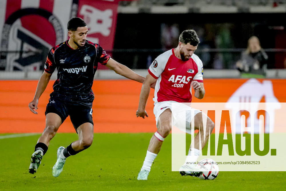 ALKMAAR - AZ Alkmaar defender Wesley Hoedt during the UEFA Europa League match between AZ and Hapoel Beer-Sheva at AFAS stadion on 15 October 2026 in Alkmaar, Nederland. ED VAN DE POL EYE4IMAGES DeFodi Images -