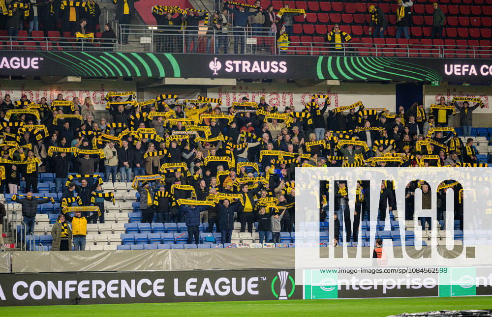 Fans of Mjällby ahead of the UEFA Conference League football match between Mjällby and Inter Club d Escaldes on October 15, 2026 in Helsingborg. Photo: Christoffer Borg Mattisson BILDBYRÅN COP 261 CB0562 fotboll football soccer fotball uefa conference league conference league mjällby in bbeng fotboll football soccer fotball uefa conference league conference league mjällby in bbeng
