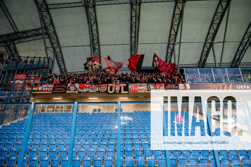2026.10.15 Poznan pilka nozna UEFA Liga Europy sezon 2026 2027 Lech Poznan - Bayer 04 Leverkusen N z Bayer 04 Leverkusen kibice fans ultras Foto Gleb Soboliev PressFocus 2026.10.15 Poznan Football - UEFA Europa League season 2026 2027 Lech Poznan - Bayer 04 Leverkusen Bayer 04 Leverkusen kibice fans ultras Credit: Gleb Soboliev PressFocus NEWSPIX.PL --- newspix.pl