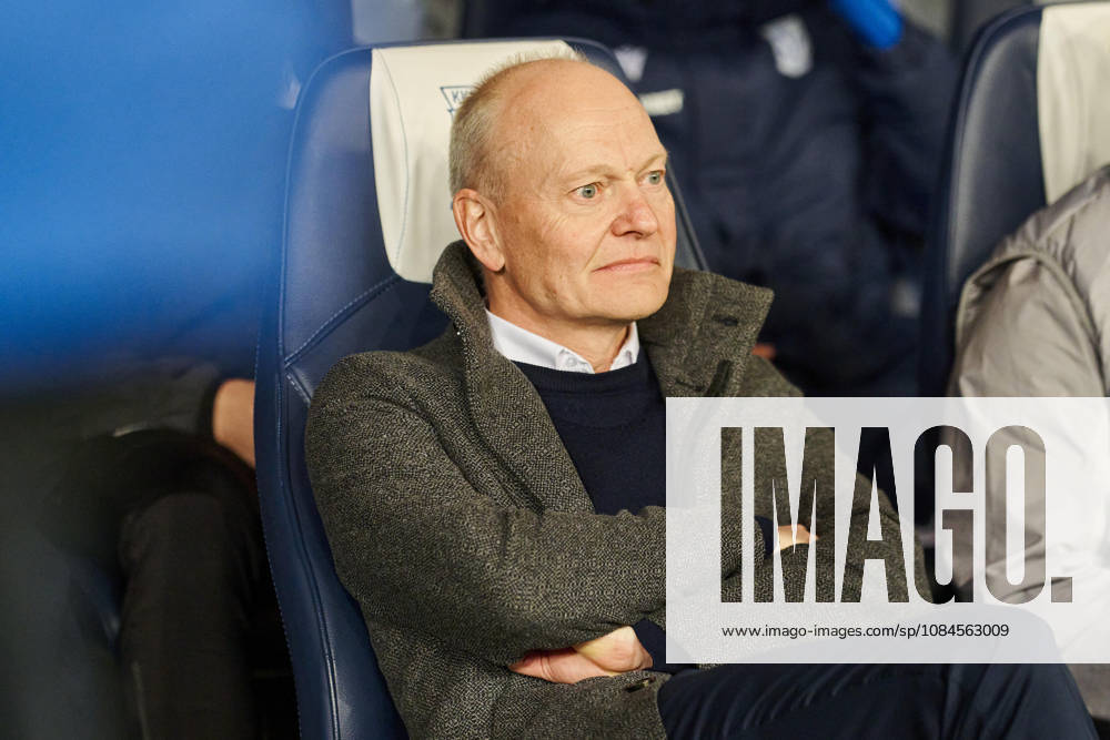 POZNAN ENEA STADION UEFA LIGA EUROPY FAZA LIGOWA 2. KOLEJKA LECH POZNAN - BAYER LEVERKUSEN NZ. NIELS FREDERIKSEN FOTO RADOSLAW JOZWIAK CYFRASPORT NEWSPIX.PL --- Newspix.pl LE LIGA EUROPY UEFA PILKA NOZNA SEZON 2026 2027 --- UEFA EUROPA LEAGUE SEASON 2026 2027 RA2_1015