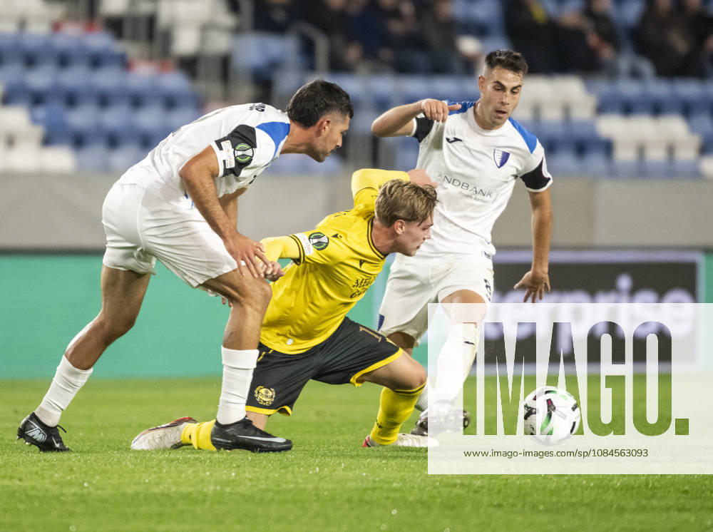 HELSINGBORG 2026-10-15 Inter Club dEscaldes Anwar Habib Hernandez Martinez and David Lopez Herrera stop Mjällby AIFs Jeppe Kjaer in the UEFA Conference League match between Mjällby AIF and Inter Club dEscaldes at Olympia in Helsingborg on Thursday, October 15, 2026. HELSINGBORG SWEDEN
