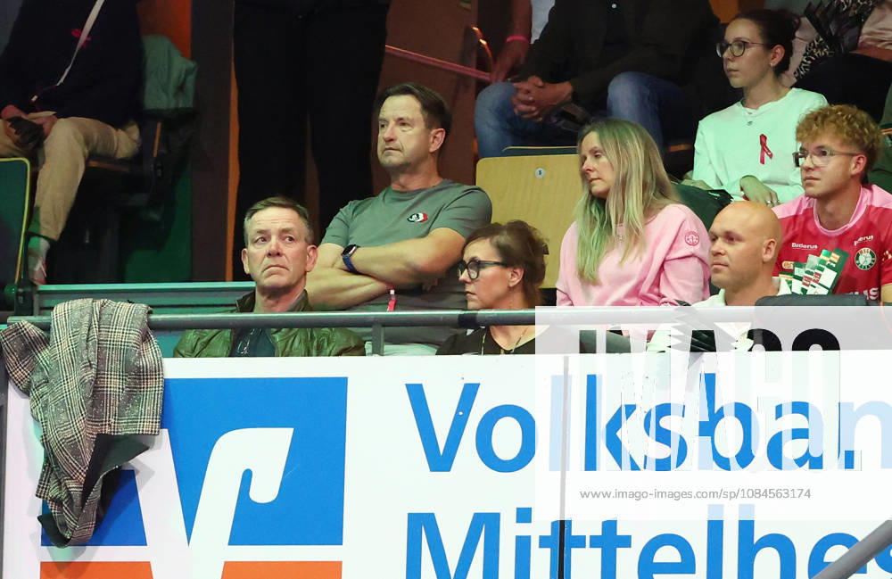 Handball Opel Handball Bundesliga, HSG Wetzlar - HC Erlangen Bundestrainer Alfred Gislason (Deutschland) zu Gast in der Buderus Arena Wetzlar Buderus-Arena Hessen Deutschland (DE)