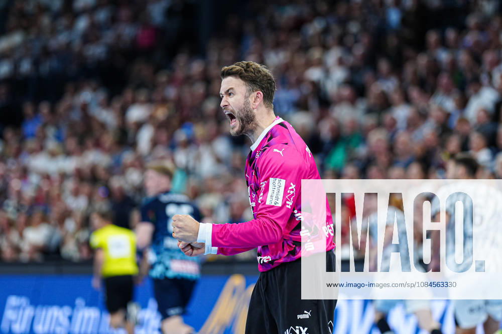Jubel nach Parade Gonzalo Perez de Vargas (THW Kiel, 01) GER, THW Kiel vs. Rhein-Neckar Löwen, Handball, 1. Bundesliga, Spieltag 9, Saison 2026 2027, 15.10.2026 GER, THW Kiel vs. Rhein-Neckar Löwen, Handball, 1. Bundesliga, Spieltag 9, Saison 2026 2027, 15.10.2026 Kiel