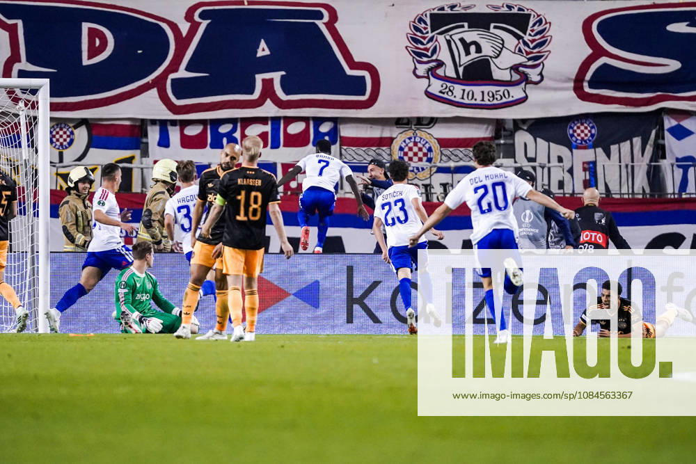 Fussball: Kroatien: UEFA Conference League 2026 2027 - 1. Runde, 15.10.2026 - HNK Hajduk Split vs. AFC Ajax Amsterdam - Stadion Poljud (Split, Kroatien); Hajduk bejubelt das Tor zum 1-0 durch Abdoulie Bamba Sanyang (Hajduk Split)