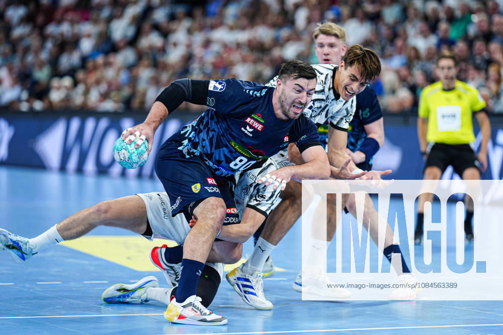 Jannik Kohlbacher (Rhein-Neckar Löwen, 80), Julian Köster (THW Kiel, 07) GER, THW Kiel vs. Rhein-Neckar Löwen, Handball, 1. Bundesliga, Spieltag 9, Saison 2026 2027, 15.10.2026 GER, THW Kiel vs. Rhein-Neckar Löwen, Handball, 1. Bundesliga, Spieltag 9, Saison 2026 2027, 15.10.2026 Kiel