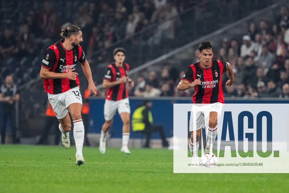 SOCCER - UEFA EL, RBS vs Milan SALZBURG,AUSTRIA,15.OCT.26 - SOCCER - UEFA Europa League, Red Bull Salzburg vs AC Milan. Image shows Adrien Rabiot and Ardon Jashari (Milan). GEPAxpictures Arellano