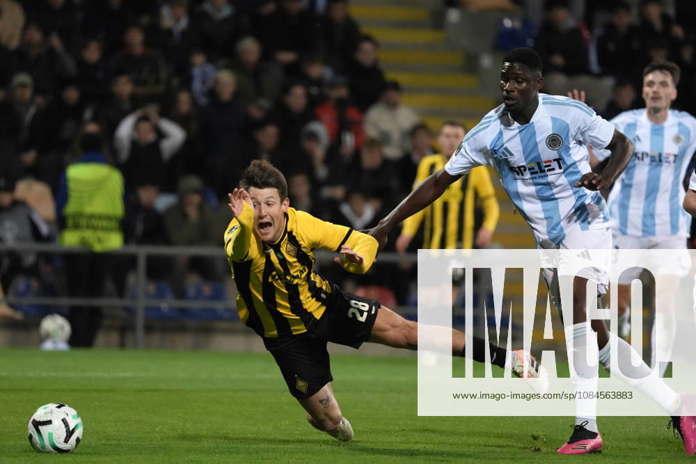 Coli Saco of Riga FC and Marc Gual of Kairat compete for the ball during a UEFA Conference League soccer match between Latvias Riga FC and Kazakhstans Kairat Almaty at Skonto Stadium in Riga, Latvia, Thursday, Oct. 15, 2026. Riga Latvia