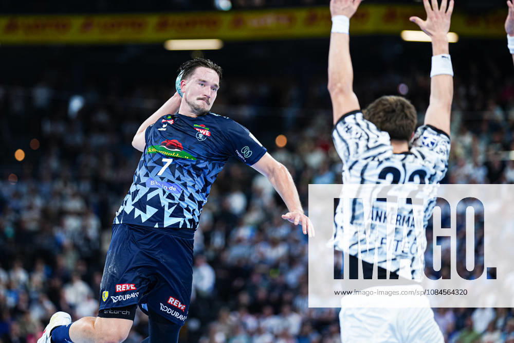 Wurf Tor Robert Timmermeister (Rhein-Neckar Löwen, 07) GER, THW Kiel vs. Rhein-Neckar Löwen, Handball, 1. Bundesliga, Spieltag 9, Saison 2026 2027, 15.10.2026 GER, THW Kiel vs. Rhein-Neckar Löwen, Handball, 1. Bundesliga, Spieltag 9, Saison 2026 2027, 15.10.2026 Kiel