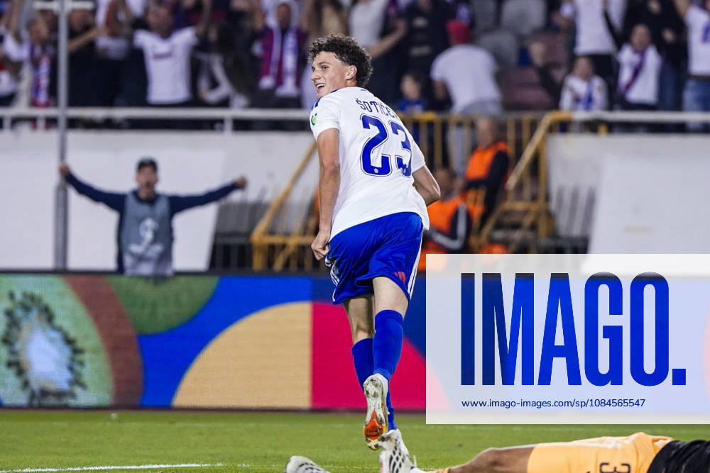 Fussball: Kroatien: UEFA Conference League 2026 2027 - 1. Runde, 15.10.2026 - HNK Hajduk Split vs. AFC Ajax Amsterdam - Stadion Poljud (Split, Kroatien); Marin Soticek (Hajduk Split) bejubelt sein Tor zum 2-1