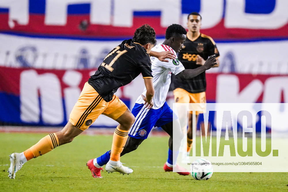 Fussball: Kroatien: UEFA Conference League 2026 2027 - 1. Runde, 15.10.2026 - HNK Hajduk Split vs. AFC Ajax Amsterdam - Stadion Poljud (Split, Kroatien); Jofre Torrents (AFC Ajax), Abdoulie Bamba Sanyang (Hajduk Split)