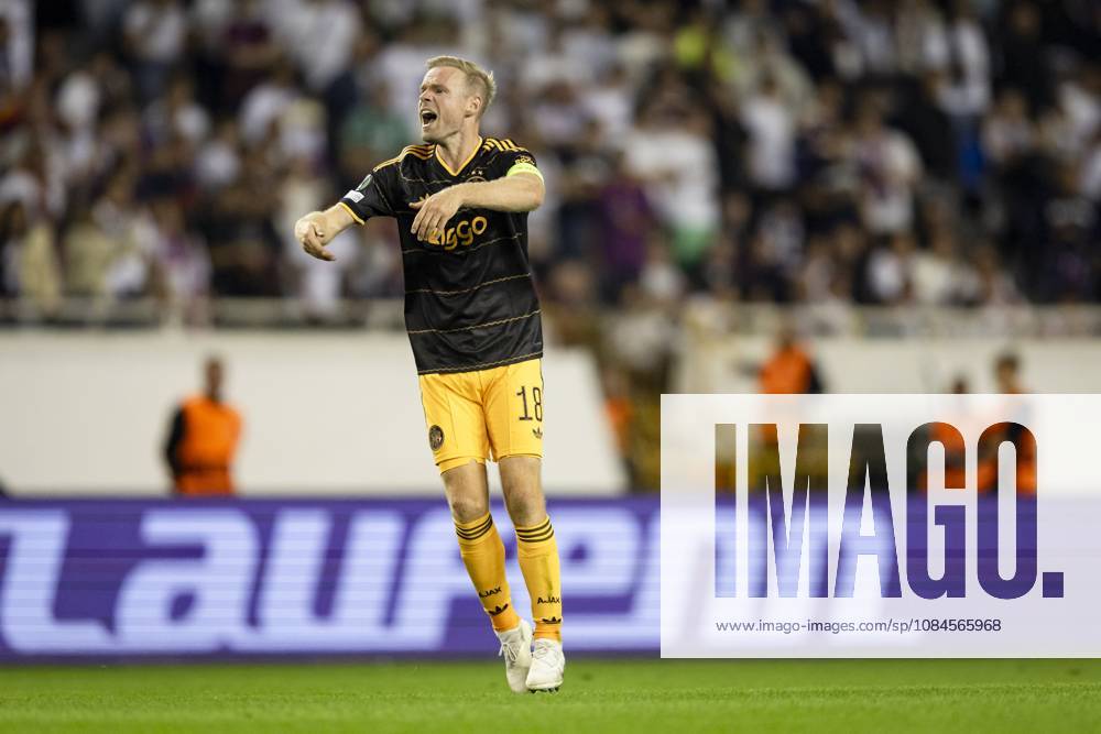 SPLIT - Davy Klaassen of Ajax celebrates scoring the 1-1 during the Conference League match between Hadjuk Split and Ajax at Stadion Poljud on October 15, 2026, in Split, Croatia. SONNY LENSEN ANP ANPxSportx IVx 572544687 originalFilename: 572544687