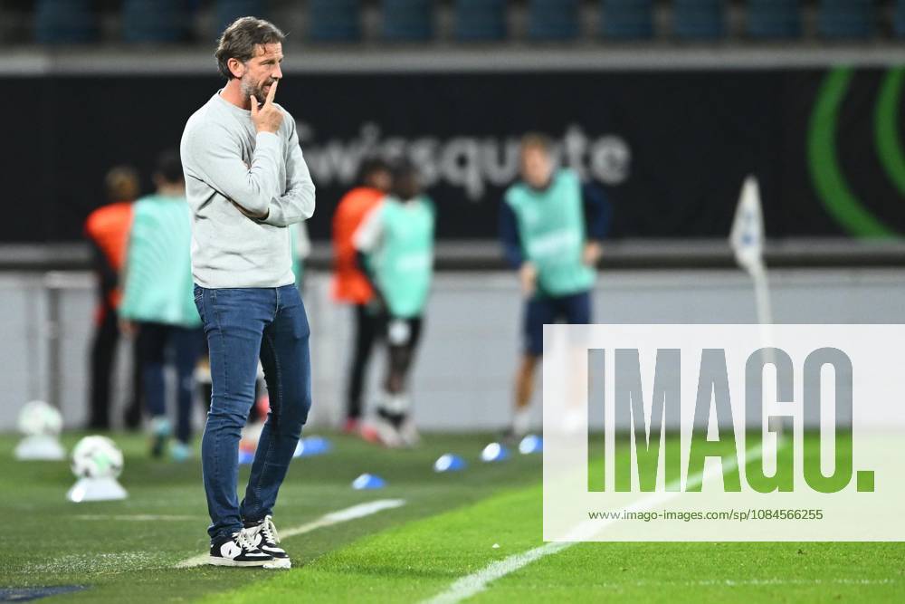 KAA Gent v AGF Aarhus - UEFA Conference League GENT, BELGIUM - OCTOBER 15 : De Mil Rik head coach of KAA Gent during the UEFA Conference League 2026 27 League Phase matchday 1 match between KAA Gent and AGF Aarhus on October 15, 2026 in Gent, Belgium, 15 10 2026 Gent Belgium