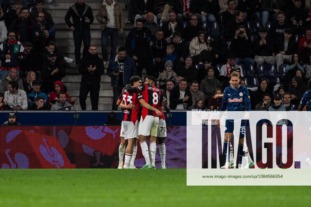 SOCCER - UEFA EL, RBS vs Milan SALZBURG,AUSTRIA,15.OCT.26 - SOCCER - UEFA Europa League, Red Bull Salzburg vs AC Milan. Image shows the rejoicing of Milan. GEPAxpictures Arellano