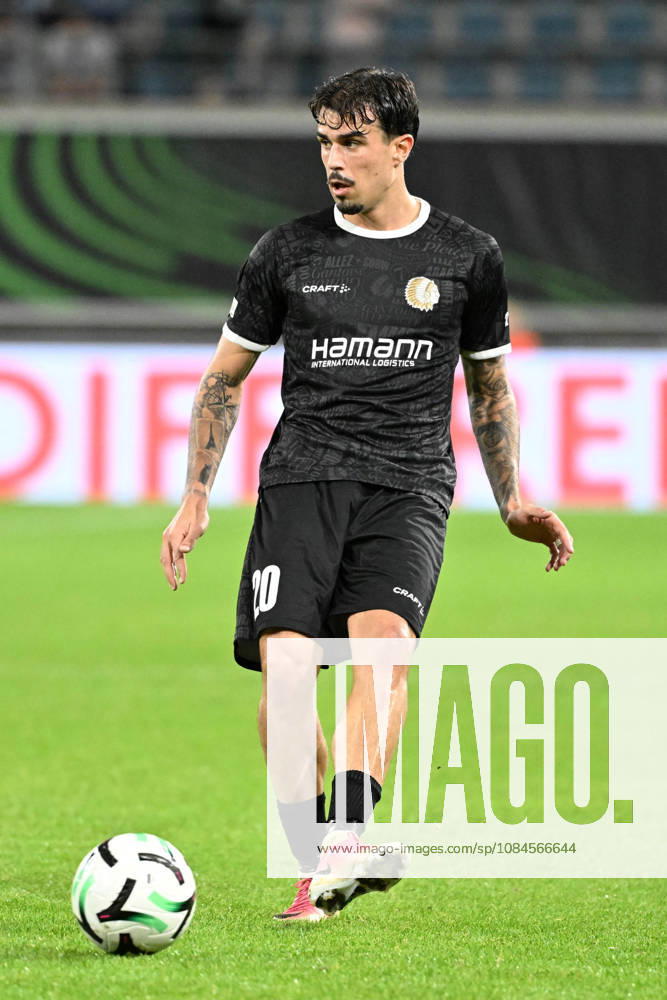 AA Gent vs Aarhus Tiago Araujo of KAA Gent is pictured in action with the ball during Matchday 2 in the 2026-2027 Uefa Conference League season - league phase between AA Gent and AGF Aarhus on October 15 , 2026 in Gent, Belgium. (Photo by Maarten Straetemans Isosport) Gent Belgium