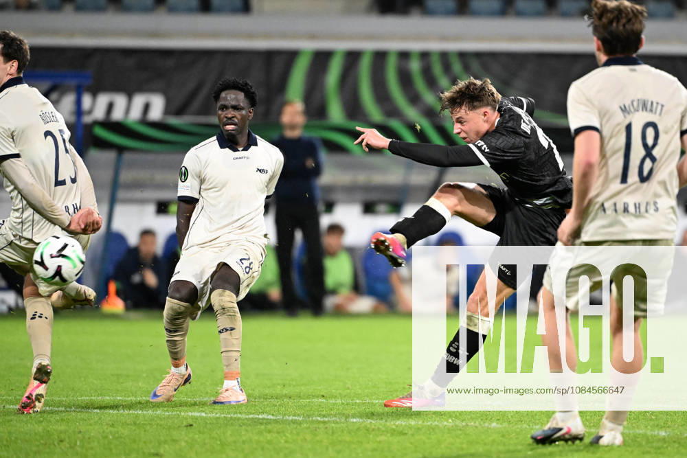 AA Gent vs Aarhus Tibe De Vlieger of KAA Gent is pictured in action with the ball during Matchday 2 in the 2026-2027 Uefa Conference League season - league phase between AA Gent and AGF Aarhus on October 15 , 2026 in Gent, Belgium. (Photo by Maarten Straetemans Isosport) Gent Belgium