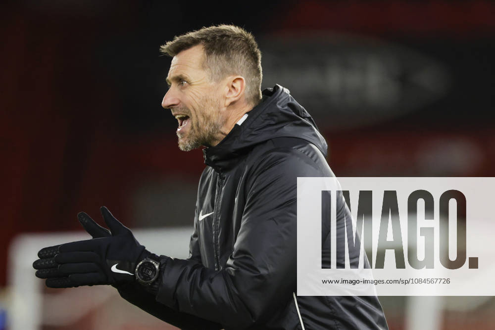 Soccer, Conference League 2026: Brann vs. Lincoln Red Imps, Bergen, October 15, 2026. Brann coach Eirik Horneland before the Conference League soccer match between SK Brann and Lincoln Red Imps at Brann Stadium. Photo by Paul S. Amundsen, NTB, Bergen, Norway. . RESTRICTED USE FOR BETTING COMPANIES