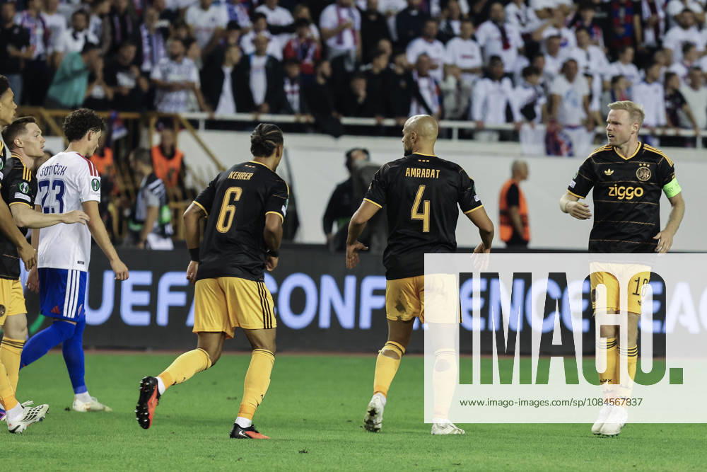 UEFA Conference League HNK Hajduk Split v AFC Ajax Davy Klaassen of Ajax celebratea s agoal with his teammates during the UEFA Conference League 2026 27 League Phase MD1 match between HNK Hajduk Split and AFC Ajax at Stadion Poljud on October 15, 2026 in Split, Croatia. IvoxCagalj PIXSELL