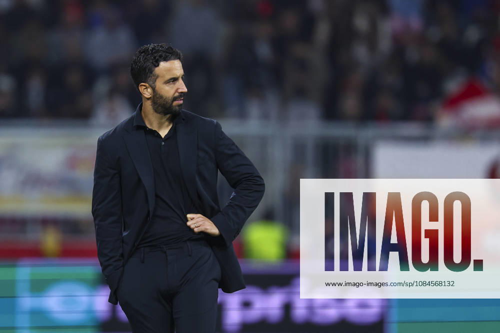 SOCCER - UEFA EL, RBS vs Milan SALZBURG,AUSTRIA,15.OCT.26 - SOCCER - UEFA Europa League, Red Bull Salzburg vs AC Milan. Image shows head coach Ruben Amorim (Milan). GEPAxpictures Geieregger