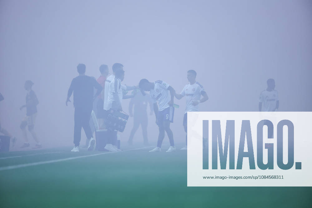 UEFA Conference League HNK Hajduk Split v AFC Ajax Play is briefly stopped to remove a flare from the field of play during the UEFA Conference League 2026 27 League Phase MD1 match between HNK Hajduk Split and AFC Ajax at Stadion Poljud on October 15, 2026 in Split, Croatia. IvanaxIvanovic PIXSELL