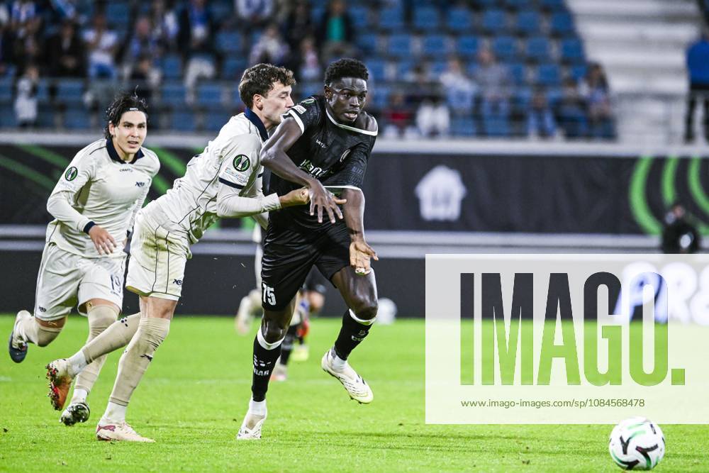 Aarhus Jacob Andersen and Gent s Ibrahima Cisse pictured in action during a soccer game between Belgian KAA Gent and Danish Aarhus GF, Thursday 15 October 2026 in Gent, the opening match of the UEFA Conference League league phase. TOMxGOYVAERT x189913301x