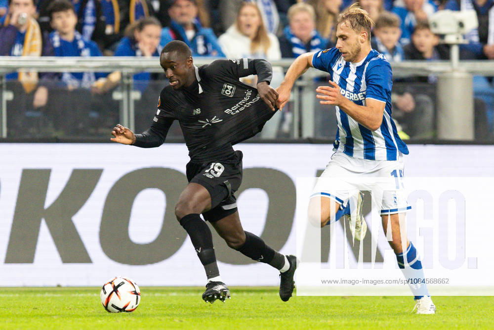 Europa League: Lech Poznan vs Bayer 04 Leverkusen Moussa Diaby, Michal Gurgul during Europa League: Lech Poznan vs Bayer 04 Leverkusen match in Poznan, Poland, on October 15, 2026 Poznan Poland