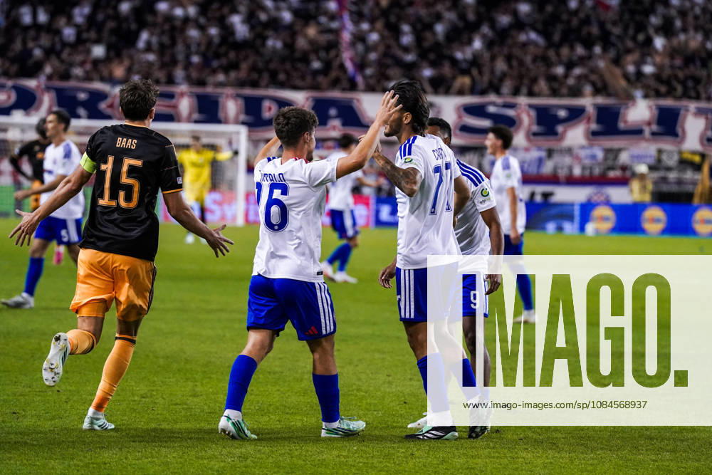 Fussball: Kroatien: UEFA Conference League 2026 2027 - 1. Runde, 15.10.2026 - HNK Hajduk Split vs. AFC Ajax Amsterdam - Stadion Poljud (Split, Kroatien); Hajduk Split Spieler bejubeln den Sieg