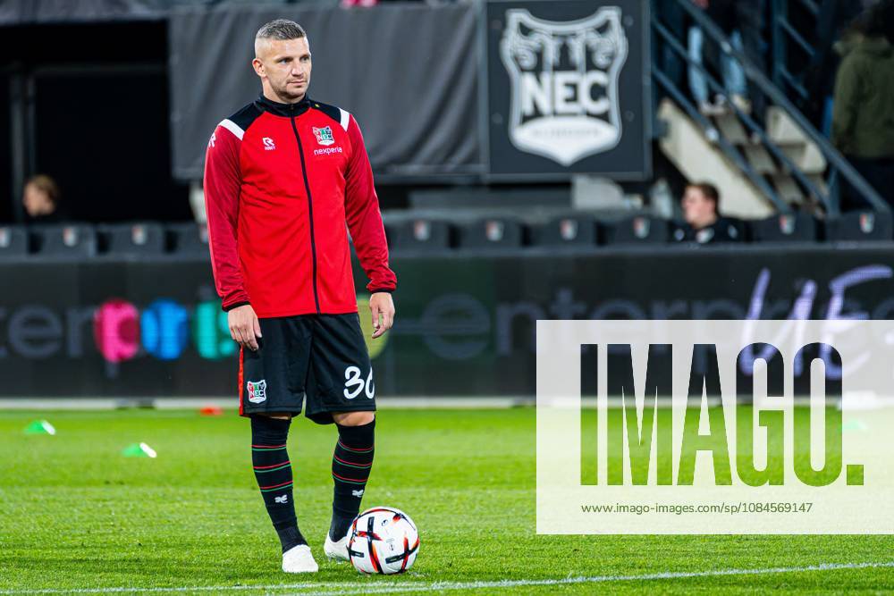 NIJMEGEN - Bryan Linssen of NEC Nijmegen ahead of the UEFA Europa League match between NEC Nijmegen and Levski Sofia at the Goffertstadion on October 15, 2026 in Nijmegen, the Netherlands. KEVIN SENDERS ANP UEFA Europa League 2026 27 ANPxSportx xMarcelxterxBalsxIVx 572550554 originalFilename: 572550554