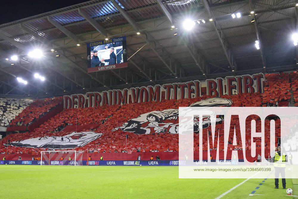 Fanblock SC Freiburg Choreografie der Fans, Ultras, Banner, Fahnen, Schal, Tribüne, Choreographie , Deutschland, Fussball, UEFA Conference League, 1. Spieltag, 2026 2027, SC Freiburg vs. FK Jablonec, 15.10.2026, Freiburg im Breisgau Stadion am Wolfswinkel Deutschland