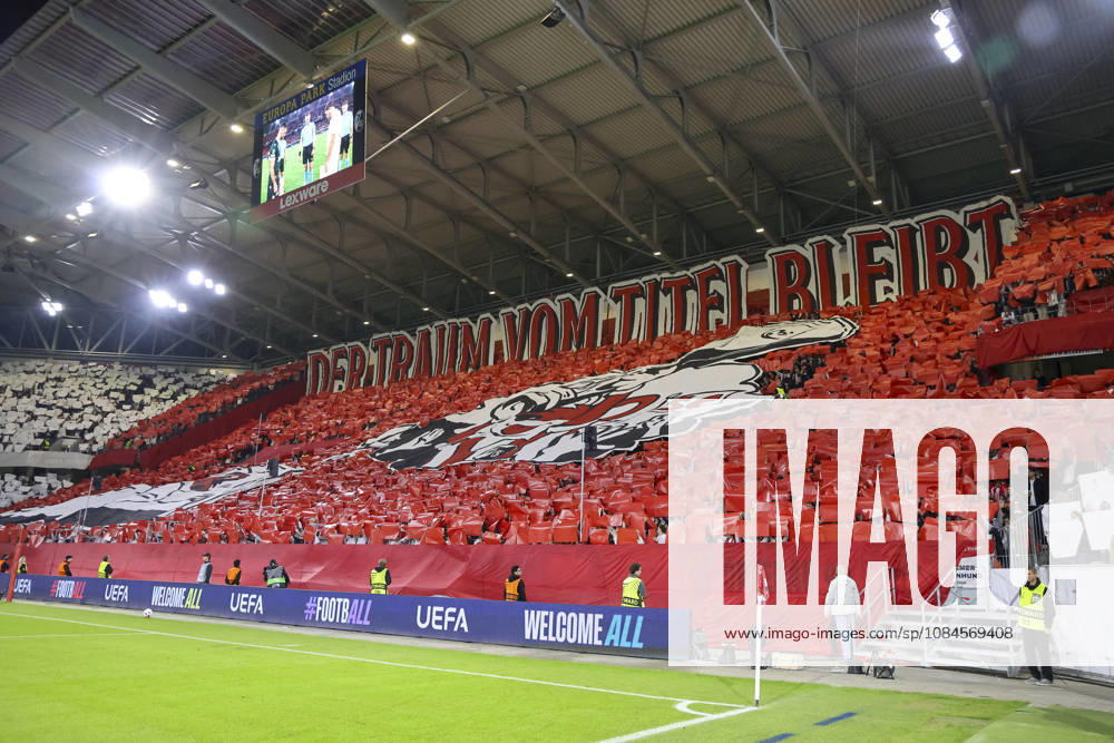 SC Freiburg Choreografie der Fans, Ultras, Banner, Fahnen, Schal, Tribüne, Choreographie , Deutschland, Fussball, UEFA Conference League, 1. Spieltag, 2026 2027, SC Freiburg vs. FK Jablonec, 15.10.2026, Freiburg im Breisgau Stadion am Wolfswinkel Deutschland