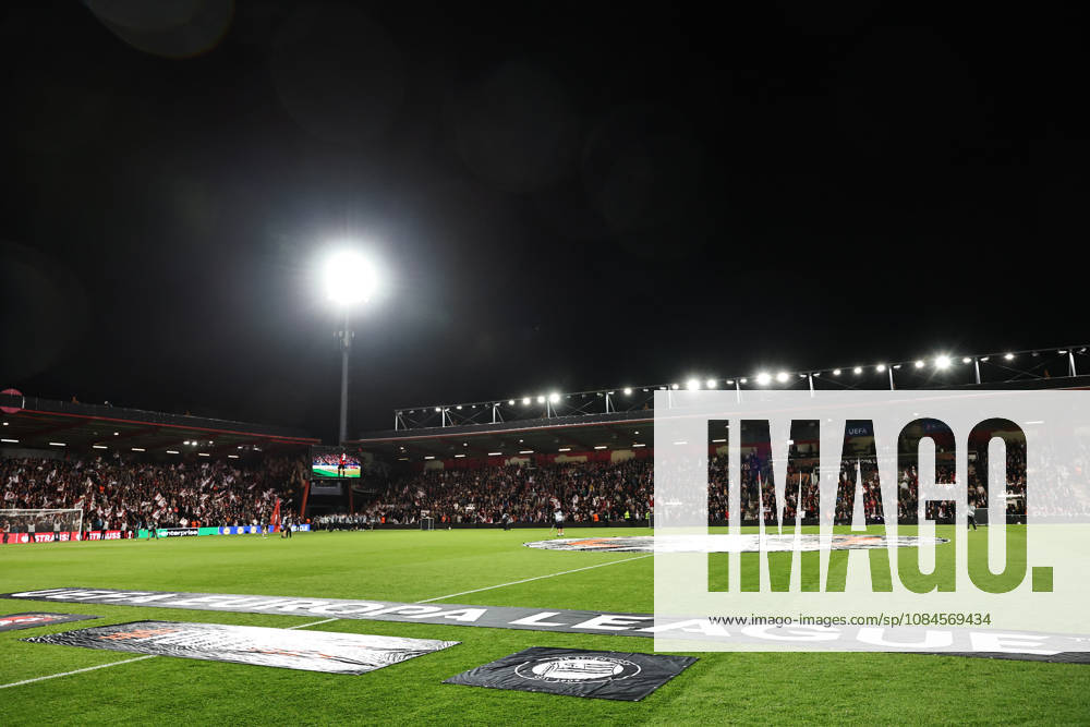SOCCER - UEFA EL, Bournemouth vs Sturm BOURNEMOUTH,ENGLAND,15.OCT.26 - SOCCER - UEFA Europa League, AFC Bournemouth vs SK Sturm Graz. Image shows overview of Vitality Stadium. GEPAxpictures Bauer