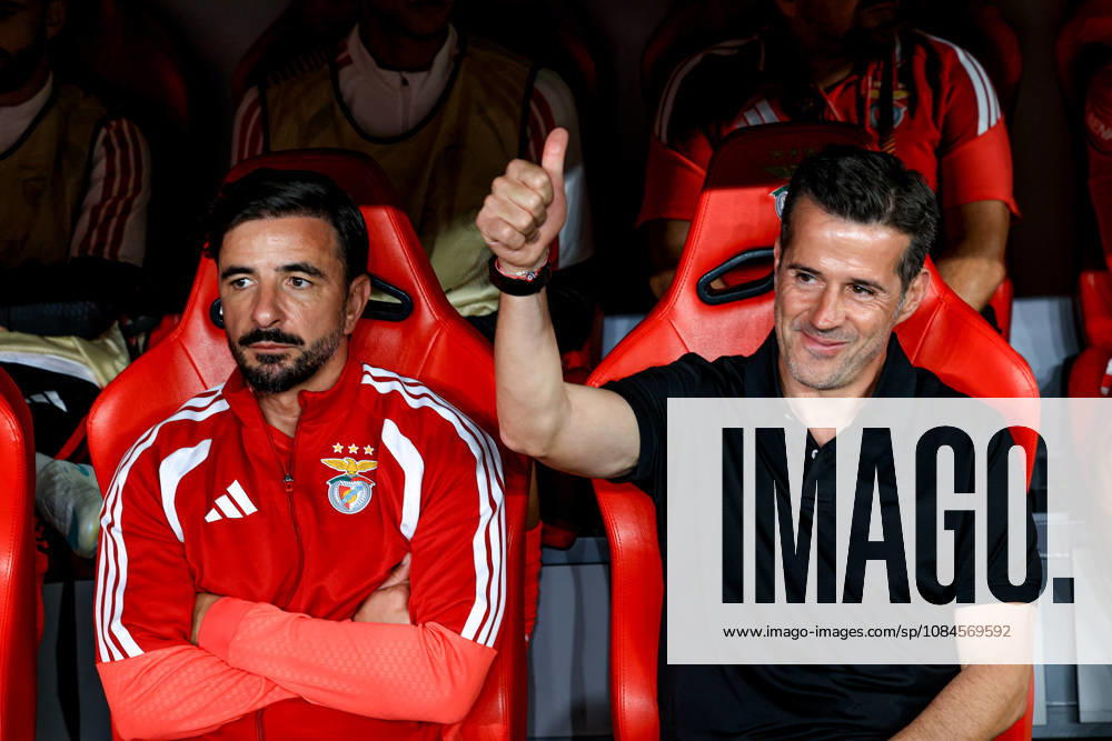Marco Silva head coach of Benfica reacts during the UEFA Europa League 2026 27 League Phase MD2 match between SL Benfica and Celtic FC at Estadio do SL Benfica on October 15, 2026 in Lisbon, Portugal (Photo by Valter Gouveia Sports Press Photo SPP)