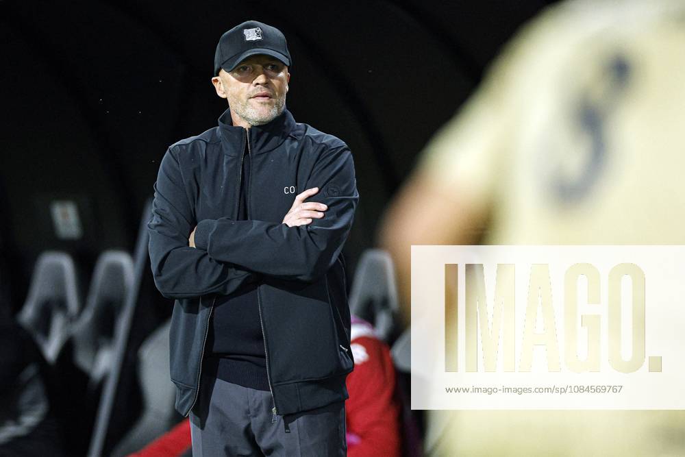 NIJMEGEN - NEC Nijmegen Coach Dick Schreuder during the Europa League match between NEC and PFC Levski Sofia at De Goffert on October 15, 2026 in Nijmegen, the Netherlands. BART STOUTJESDIJK ANP ANPxSportx IVx 572551443 originalFilename: 572551443