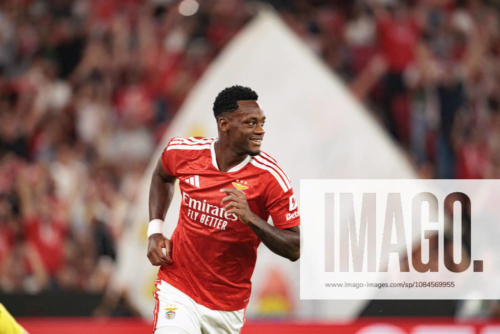 Jhon Duran seen celebrating after scoring goal during UEFA Europa League 2026 2027 league phase game between teams of SL Benfica and Celtic FC at Estadio Da Luz (Maciej Rogowski Ball Raw Images PT) Lisbon Estadio Da Luz Portugal