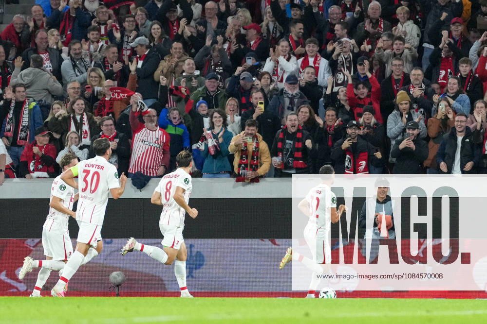 Vincenzo Grifo (SC Freiburg, 32) Torjubel, Emotionen, Torschuss, Abschluss, Torerfolg, Tor, Treffer , Deutschland, Fussball, UEFA Conference League, 1. Spieltag, Ligaphase , 2026 2027, SC Freiburg vs. FK Jablonec, 15.10.2026, Europa-Park Stadion, Freiburg Freiburg Europa-Park Stadion Baden-Württemberg Deutschland