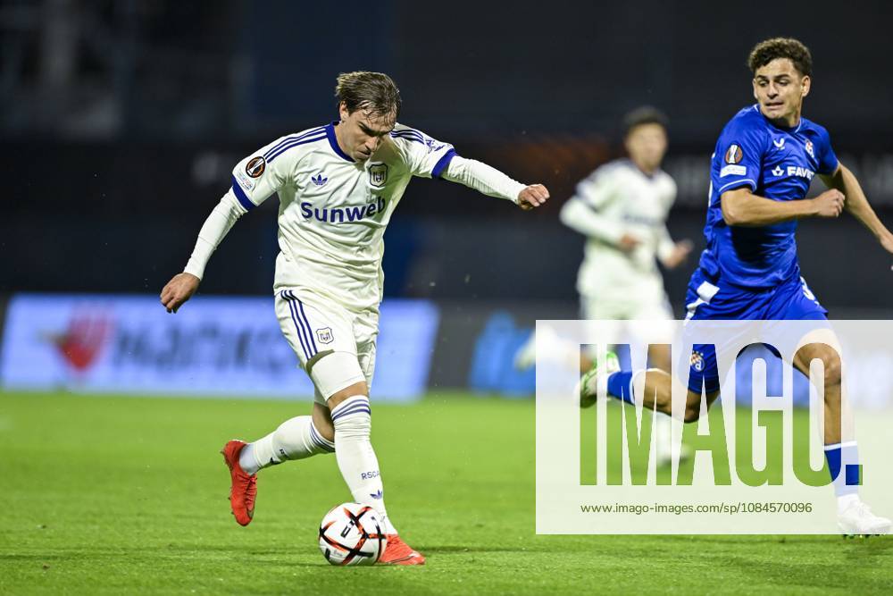 GNK Dinamo v RSC Anderlecht - UEFA Europa League ZAGREB, CROATIA - OCTOBER 15 : Cvetkovic Mihajlo forward of RSC Anderlecht missing an opportunity during the UEFA Europa League 2026 27 League Phase matchday 2 match between GNK Dinamo and RSC Anderlecht on October 15, 2026 in Zagreb, Croatia, 15 10 2026 Zagreb Croatia