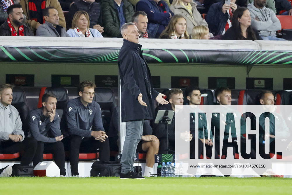Lubos Kozel (FK Jablonec, Trainer) , Deutschland, Fussball, UEFA Conference League, 1. Spieltag, 2026 2027, SC Freiburg vs. FK Jablonec, 15.10.2026, Freiburg im Breisgau Stadion am Wolfswinkel Deutschland