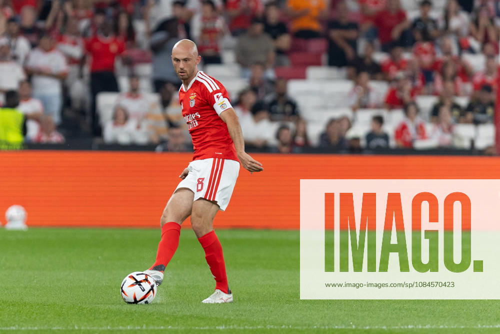 Benfica midfielder from Norway FREDRIK AURSNES (8) in action during the game for Group FL of Group Phase for UEFA Europa League between Benfica and Celtic at Estadio da Luz Soccer 2026: Benfica Vs Celtic - ZUMAs359 20261015_zsp_s359_002
