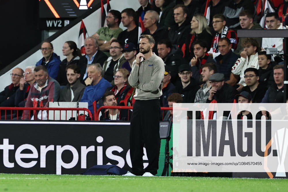 SOCCER - UEFA EL, Bournemouth vs Sturm BOURNEMOUTH,ENGLAND,15.OCT.26 - SOCCER - UEFA Europa League, AFC Bournemouth vs SK Sturm Graz. Image shows head coach Fabio Ingolitsch (Sturm). GEPAxpictures Bauer