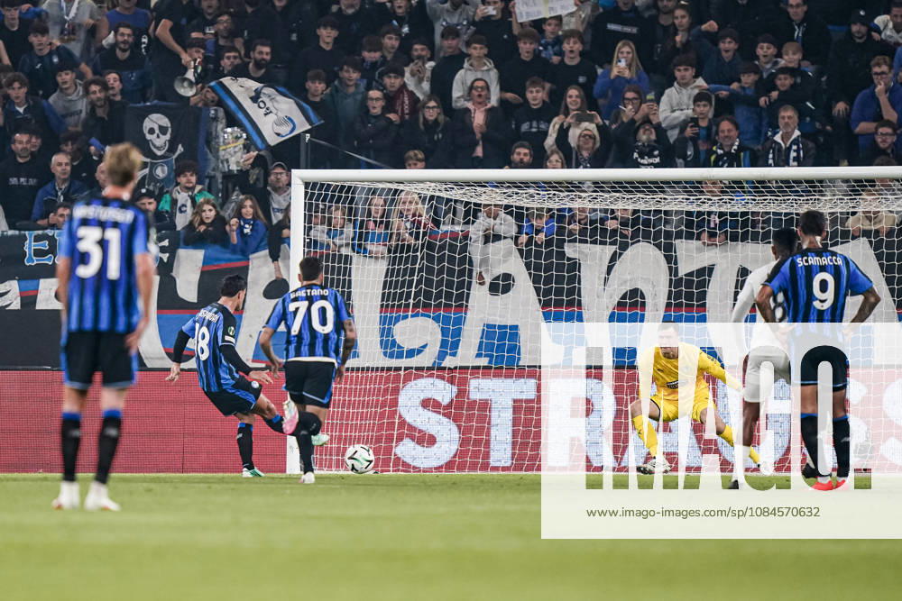 Giacomo Raspadori of Atalanta BC celebrates after scoring his team s second goal during the UEFA Conference League 2026 27 League Phase MD1 match between Atalanta BC and Pafos FC at Stadio di Bergamo on October 15, 2026 in Bergamo, Italy
