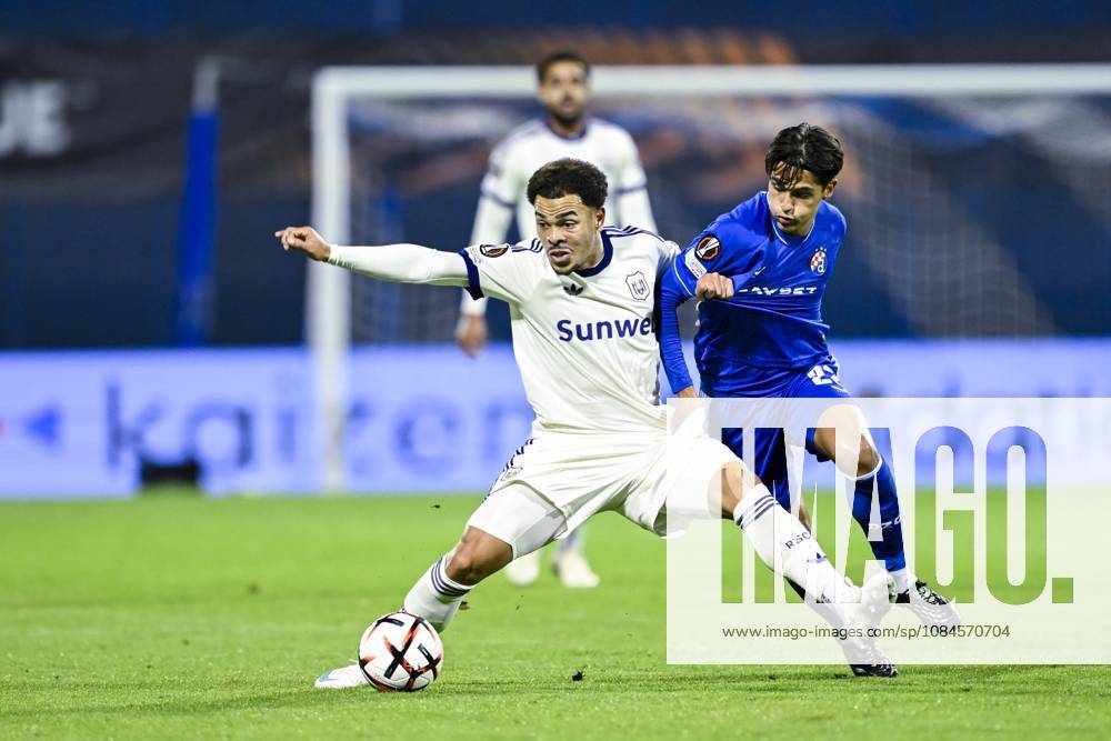 GNK Dinamo v RSC Anderlecht - UEFA Europa League ZAGREB, CROATIA - OCTOBER 15 : Stroeykens Mario midfielder of RSC Anderlecht, Almena Iker midfielder of GNK Dinamo Zagreb in action during the UEFA Europa League 2026 27 League Phase matchday 2 match between GNK Dinamo and RSC Anderlecht on October 15, 2026 in Zagreb, Croatia, 15 10 2026 Zagreb Croatia