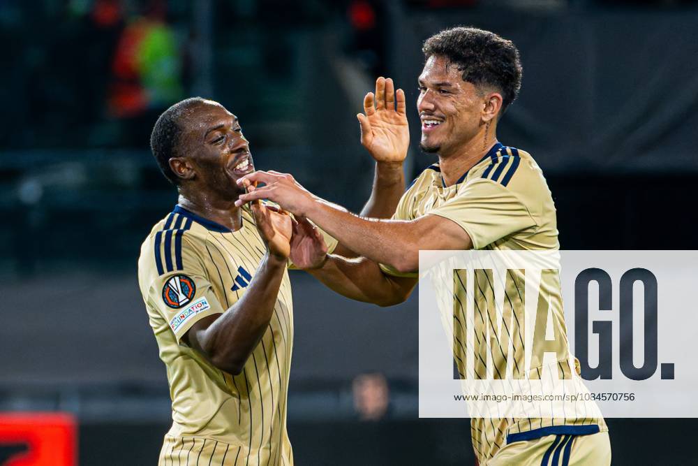 NIJMEGEN - Everton Bala of Levski Sofia celebrates his team s first goal with Aldair Neves of Levski Sofia, but the goal was disallowed by VAR during the UEFA Europa League match between NEC Nijmegen and Levski Sofia at the Goffertstadion on October 15, 2026, in Nijmegen, the Netherlands. KEVIN SENDERS ANP UEFA Europa League 2026 27 ANPxSportx xMarcelxterxBalsxIVx 572553218 originalFilename: 572553218