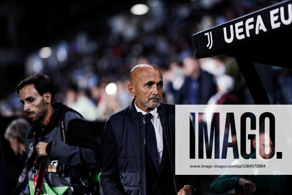 Luciano Spalletti, Head Coach of Juventus, in action during the UEFA Europa League 2026 27 League Phase MD2 match between Celta de Vigo and Juventus at Estadio de Balaidos. UEFA Europa League 2026 27 League Phase MD2 Celta De Vigo X Juventus - ZUMAe141 20261015_zsp_e141_015