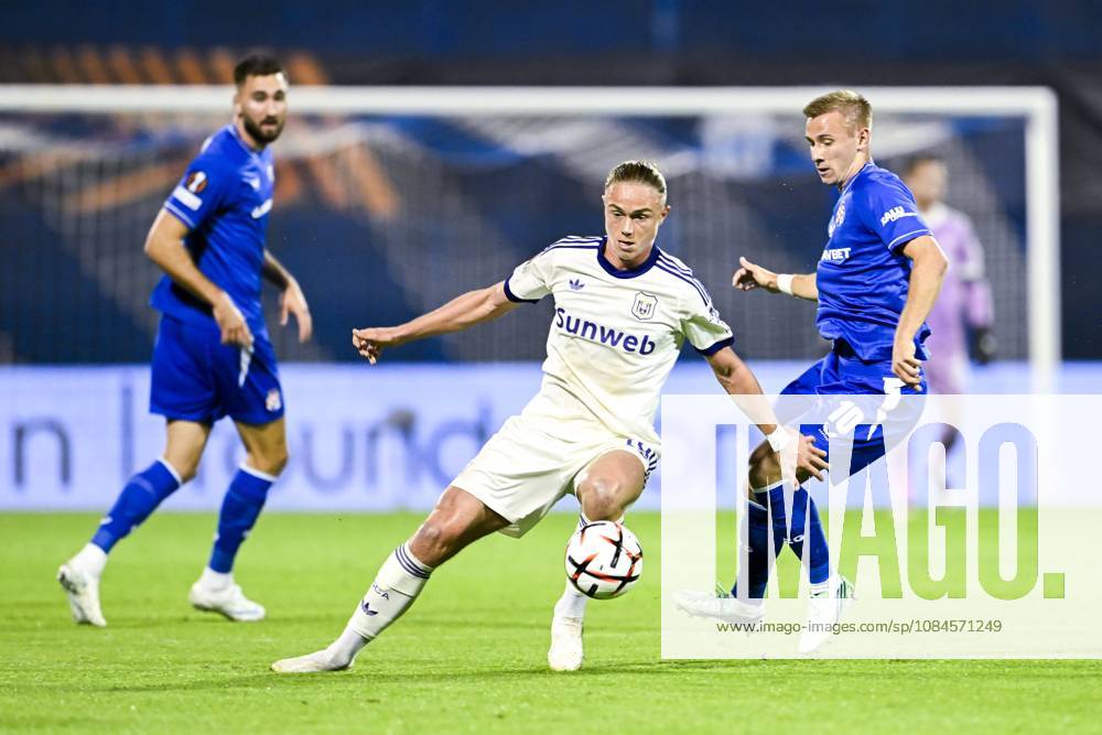 GNK Dinamo v RSC Anderlecht - UEFA Europa League ZAGREB, CROATIA - OCTOBER 15 : Aasgaard Thelonious midfielder of RSC Anderlecht in action during the UEFA Europa League 2026 27 League Phase matchday 2 match between GNK Dinamo and RSC Anderlecht on October 15, 2026 in Zagreb, Croatia, 15 10 2026 Zagreb Croatia