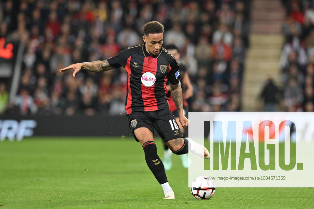 Bournemouth v Sturm Graz, Europa League Marcus Tavernier (16) of AFC Bournemouth on the attack during the Europa League match between Bournemouth and Sturm Graz at the Vitality Stadium, Bournemouth, UK on 15 October 2026. Bournemouth Vitality Stadium Dorset UK Editorial use only ,