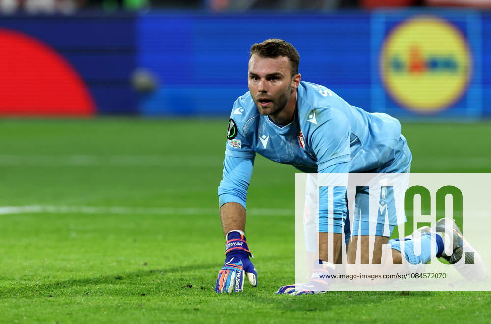 ENSCHEDE - FC Thun goalkeeper Niklas Steffen during the UEFA Conference League match between FC Twente and FC Thun at Grolsch Veste on 15 October 2026 in Enschede, Nederland. PETER LOUS EYE4IMAGES DeFodi Images -